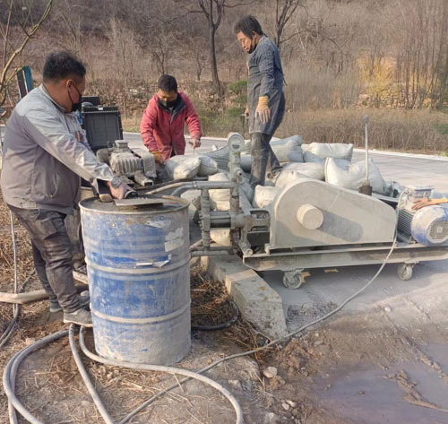 东光路面下沉注浆